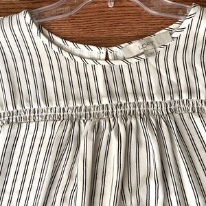 LOFT sz L Ivory & Black Pinstripe Career Pro Blouse Top, Soft, Feminine, Long Sl
